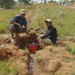 l'eau potable ira du réservoir aux futures bornes fontaines